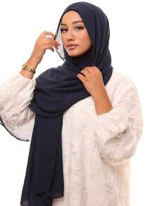 1件装女士经典休闲套头雪纺围巾，纯色柔软透气莫代尔面料，可作颈套、头巾、多功能头巾，适合日常穿着。 - 深藍色 - 查看 4