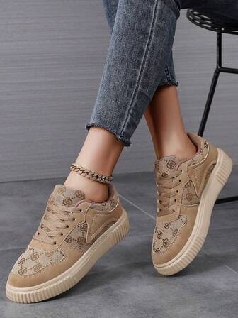 时尚休闲女式运动鞋，系带轻便厚底休闲平底女鞋，百搭低帮运动运动鞋