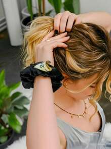 1/2 Piezas Anillo de pelo de terciopelo con bolsillo oculto, accesorio de pelo multifuncional con bolsa de almacenamiento, organizador para dinero y artículos pequeños, banda elástica con cierre con compartimento secreto para llaves, efectivo, lápiz labial, bolsa de viaje multifuncional con compartimento oculto para artículos de tocador, bolsa de playa, vacaciones, artículos escolares, accesorios de viaje, artículos esenciales de verano para estudiantes universitarios, baño, viajes