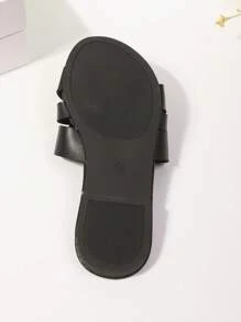 Sandales de plage décontractées pour femmes grande taille à bout ouvert avec bride en H, style romain. Sandales plates antidérapantes pour vacances, fêtes et utilisation intérieure. Couleur unie