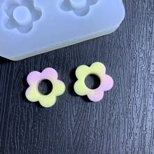 1pc Floral Resin Casting Mold, Silicone Resin Casting Mold For DIY Keychain, Photo Frame Decor, Silicone Mold For Phone Case, Bracelet, Bag Charm Making - Multicolor - View 3