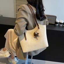 Women Shoulder Bags - 棕色帶掛件 - 查看 5