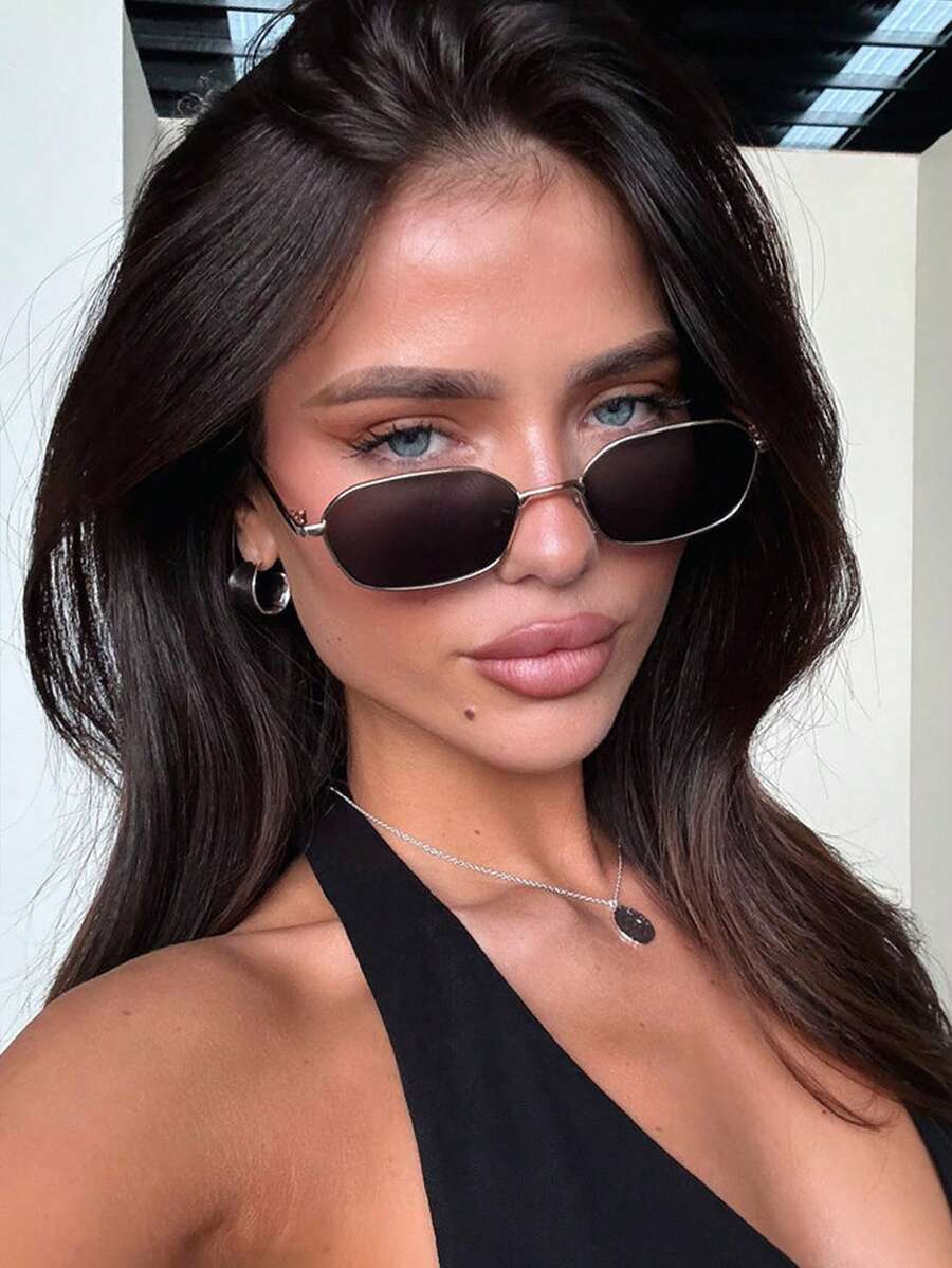 1pc Mini Frame Metal Retro Women Fashion Glasses, Personalized Fashion Glasses For Street Style, Beach Holiday Accessory - 黑灰 - 查看 1