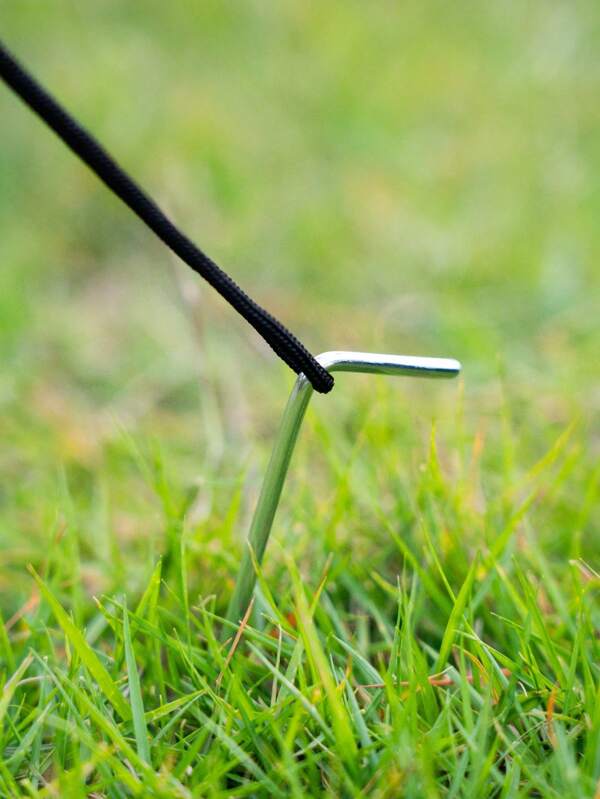 16 Stück Zeltheringe, 15 cm schwere Metalzeltheringe - geeignet für Outdoor-Zelte, Gartenstoffe, Landschaftstücher, Zäune und verzinkten Stahlbodenverankerung. Auch ideal für Garteneinfassung und zum Sichern von Planen.