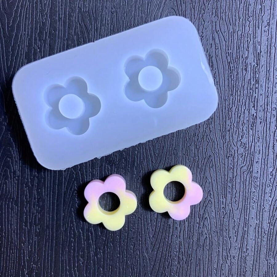 1pc Floral Resin Casting Mold, Silicone Resin Casting Mold For DIY Keychain, Photo Frame Decor, Silicone Mold For Phone Case, Bracelet, Bag Charm Making - Multicolor - View 1