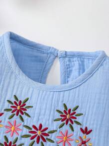 MommBaby Baby Girl Casual Flower Embroidery Ruffle Trim Romper, Summer