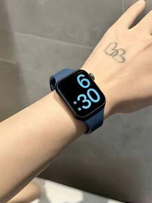 1条硅胶表带，兼容 42mm、38mm、40mm、41mm、44mm、45mm、46mm、49mm，时尚智能手表替换表带，适用于Series Ultra2、Ultra SE2、SE 11、10、9、8、7、6、5、4、3、2、1，男女通用，是学生返校的理想礼物 - 午夜藍 - 查看 3