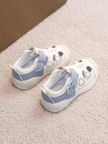 1双婴儿凉鞋，2025年新款夏季款，软底透气幼儿学步鞋，适合男孩和女孩