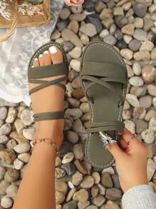 Nuevas sandalias planas, diseño de tira en forma de chanclas con punta abierta, tacón plano, sandalias casuales para vacaciones de primavera y verano para uso diario. Negro clásico, marrón cálido, sandalias únicas gris-verde.