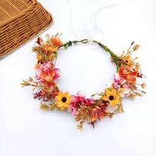 1 pieza Diadema con flor roja estilo Mori para mujer de estilo bohemio, hermoso accesorio para el cabello tipo corona de flores para novia, sesiones de fotos, Día de San Valentín, accesorios para el cabello de boda - Rojo - Ver 4