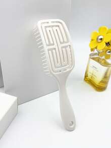 1支粉色镂空发梳，干湿两用，适用于理发店、美容院、返校季、旅行度假等场合，是美发爱好者的理想之选。这款发梳套装包含多种发梳，包括梳子、梳子、解结梳、球形梳、迷你发梳套装、木梳、梳子、解结梳、发梳、美发设备、发型设计、美发、发梳、梳子套装、梳子、卷发梳、解结梳、女士发梳、理发师配件、理发店、美发设备。 - 彩色 - 查看 6