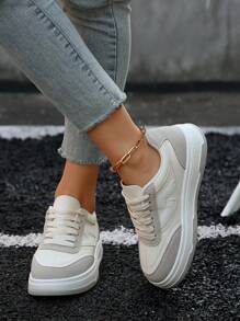 1 Par de Tênis Estilosos e Simples de Mulher em Bloco de Cores Brancos, Sapatos Casuais de Moda Leves, Antiderrapantes e Confortáveis, Versáteis para Ir e Vir, Lazer, Esportes, Exterior, Novos Lançamentos 2025