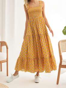 Women Floral Tank Dress Smocked Square Neck Sleeveless Backless A-Line Long Tiered Ruffle Dress With Pockets - 黃色 - 查看 2