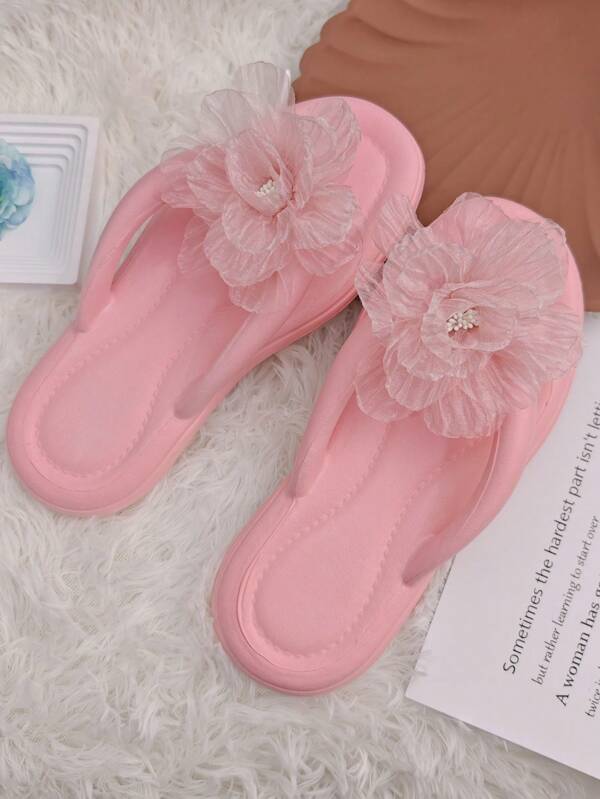 1 Pair Sweet Slippers, Pink Elegant Organza Flower Decor Flip Flops, Non-Slip Thickened Soft Comfortable For Holiday, Party, Home, Beach, Summer Outdoor Wear