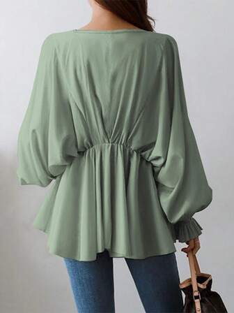 女士休闲不对称V领褶裥腰部宽松灯笼袖长袖衬衫，春夏款