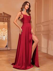 Faeriesty Đầm phù dâu bằng satin không tay tối giản, với cổ áo xếp nếp và đường xẻ cao gợi cảm, phù hợp cho những dịp đặc biệt. - Đỏ - Xem 5