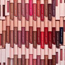 Labial líquido mate ultra de ColourPop - Labial mate ultra pigmentado con un acabado duradero y no resecante - Proporciona cobertura total con una sensación suave y flexible - LAX (3,7 g)
