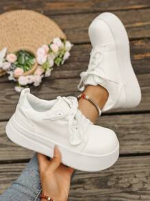 2025 New Women's White Thick Sole Lace-Up Casual Shoes, Breathable Non-Slip Platform Sneakers, Sweet Daily Sports Shoes, Comfortable Adjustable Shoelace Design