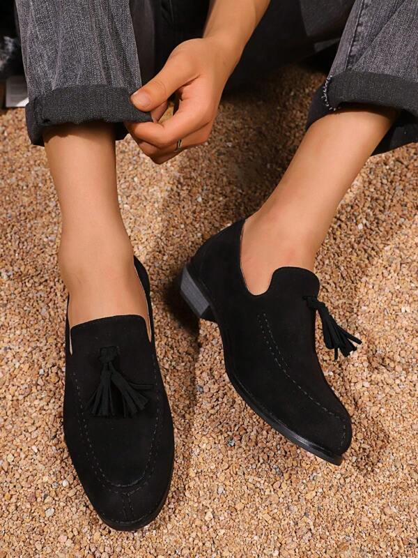 Mocassins com Borlas, Sapatos Casuais de Slip-On para Homens, Sapatos de Couro de Cano Baixo, Sapatos da Moda Estilo Britânico