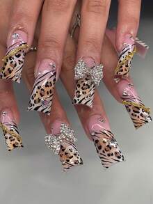 24 piezas de uñas acrílicas rectangulares para presionar, uñas con estampado de leopardo y cristales, uñas con mariposas estilo Y2K, uñas con glitter en forma de estrella, cadena dorada pequeña y mini cristales color rosa rojo, accesorios esenciales para fiestas con 1 lima de uñas, accesorios para el cuidado de las uñas