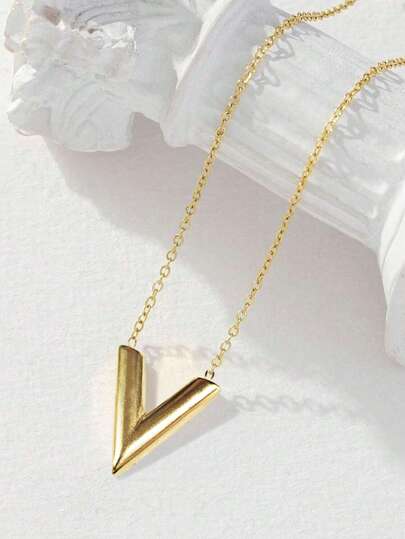 V-Shaped Pendant Necklace Fashion Accessory 1 Piece