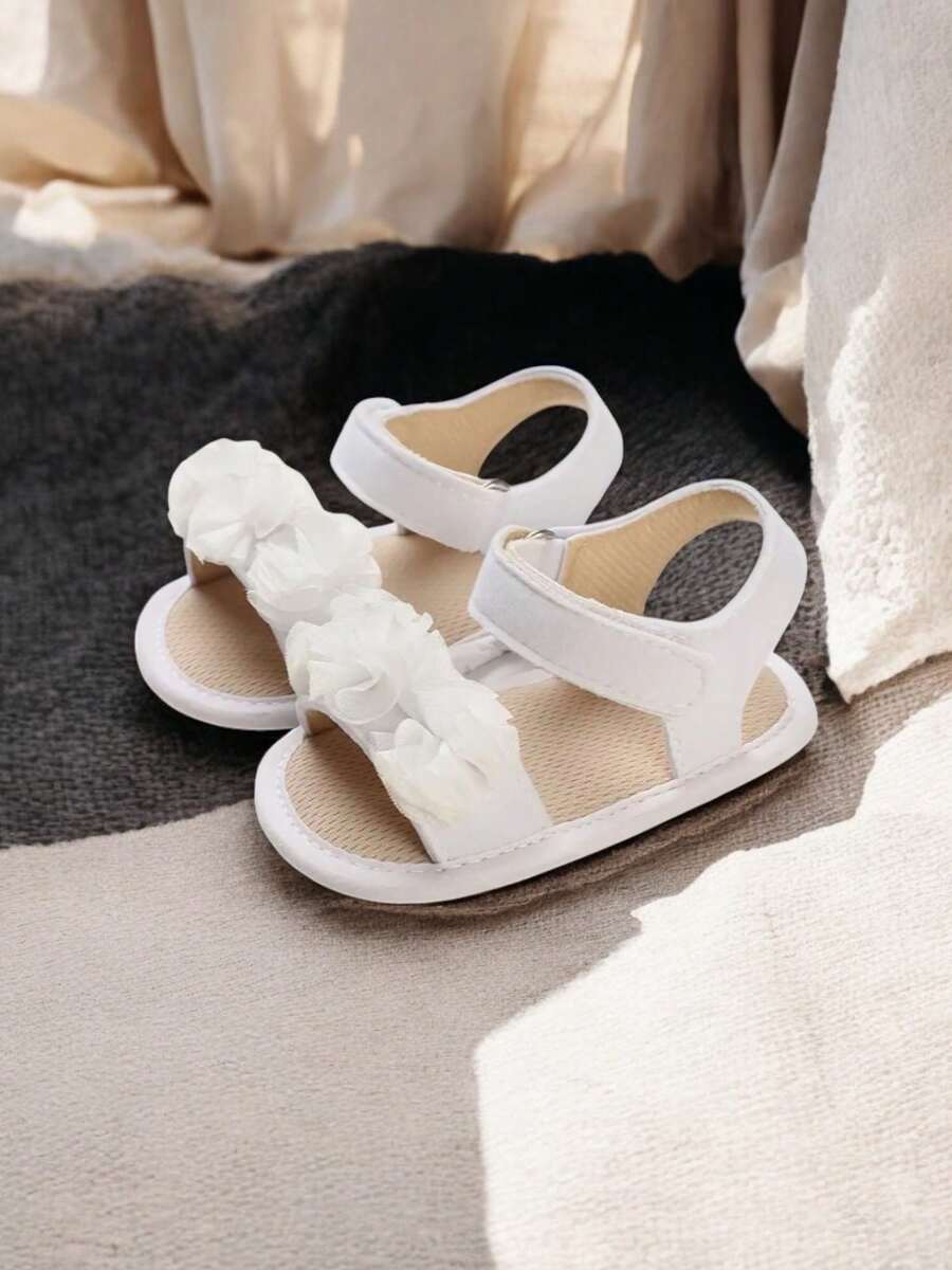 Sandalias de Lona Transpirable para Bebé | Suela Suave Multicolor con Antideslizante de Goma Zapatos Cómodos para Caminar para Niños pequeños con Cierre de Gancho - Blanco - Ver 1