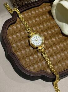 1 Stück französische goldene Retro-Polygon Damenuhr, exquisit elegante modische Quarzuhr für Frauen, geeignet für den täglichen Gebrauch, Partys und Urlaub, um Ihr Handgelenk mit drei farbigen Zifferblättern/Gold/Weiß/Grün zu dekorieren