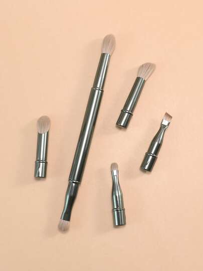 六合一化妆刷套装，迷你便携化妆刷，六种款式可选，金属手柄，经久耐用，适合旅行携带，配有收纳盒方便整理。化妆刷套装，化妆刷套装，化妆刷套装，全套化妆刷套装，化妆刷套装，全套化妆工具套装，化妆刷套装，化妆刷套装，化妆礼盒套装