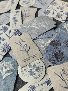 1 盒 30 片压花复古花卉自然纹理英文标签装饰贴纸，适用于剪贴簿、学校用品、返校