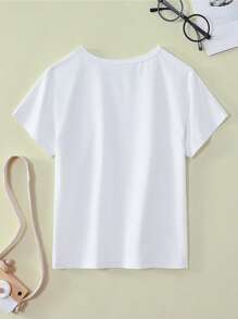 Camisa T Infantil com Vínculo Pai-Filho Apresentando um Padrão de Punho em Forma de Letra na Estampa, Adequado para Uso no Verão no Dia dos Pais