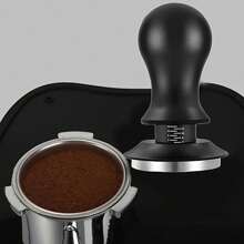 1 juego de 51/53/58mm Espresso Coffee Tamper Kit, 4/8 piezas, incluye Espresso Tamper, Anillo de dosificación magnético de metal, Estera para tamizar y Distribuidor de Pin, Base espiral de acero inoxidable con presión ajustable, adecuado para entusiastas del café en negocios y en el hogar, manualidades, fiestas, oficina y vuelta al cole