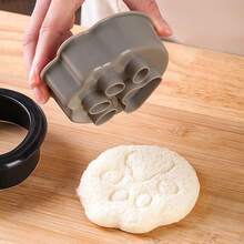 1pc Cat Paw Shaped Sandwich Mold DIY Baking Tool, Cat Paw Toast Maker, Kitchen Tool, Bread - Black - View 6