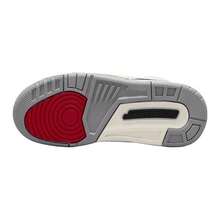 Big Kid's Jordan 3 Retro "Cement Grey" Summit Wht/Fire Red (DM0967 106) - trắng - Xem 6