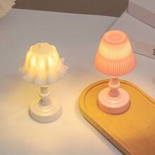 Retro European Mini Desk Lamp - Eye-Protecting Battery Power Desk Lamp, Mother's Day Gift Desktop Decorative Ambient Light, Used For Bedrooms, Rooms, Weddings, Home Decoration