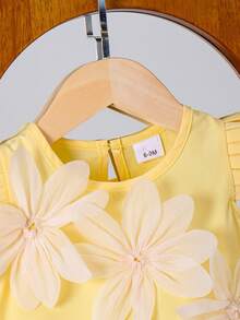 2 件装女婴时尚花卉褶皱无袖上衣和纯色短裤套装，夏季 - 黃色 - 查看 3