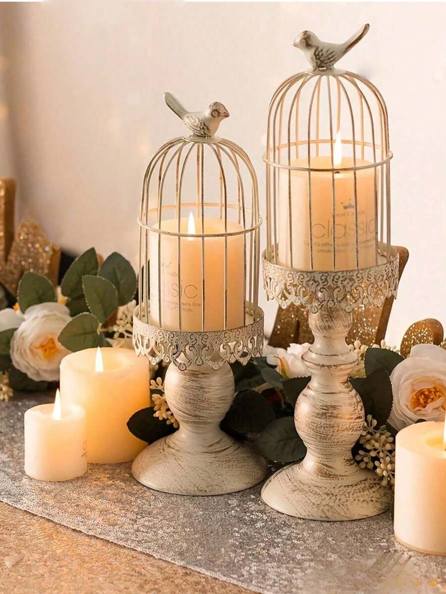 1 Peça Suporte de Vela em Gaiola de Pássaro Vintage, Suporte de Vela Retrô, Peça Central de Mesa de Casamento, Suporte de Vela de Ferro, Decoração Doméstica, Decoração de Casamento, Presente de Natal, Presente de Halloween, Presente de Volta às Aulas, Presente do Dia do Professor, Iluminação de Natal, Decoração de Natal, Diabo, Lembrança de Formatura, Uma Vela Grande Altamente Perfumada, Contrato de Casamento, Distribuição do Eid Al-Adha, Cerimônia de Formatura, Cordeiro do Eid Al-Adha, Difusor, Quintal, Suporte de Vela Dourado - Porta-velas vintage multicolorido em formato de gaiola - Visão 1