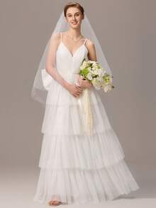 Luxurious Tulle Spaghetti Strap Tiered Wedding Dress With Back Bow Bridal Gown For Beach Garden Wedding Party - White - View 4