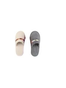 1pair Disposable Coral Fleece Slippers, Comfy Closed Toe Warm Flat Shoes For Women, Suitable For Home Guest Spa Hotel,Spa Slippers, Non Slip Disposable Hotel Slippers,Multi Color Reusable House Slippers, Indoor, Bathroom, Bedroom, Travel Slippers For Women, Men, Unisex(Random Color And Style) Back To School