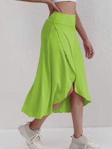 تنورة عريضة الخصر طويلة الى منتصف الساق باللون الأسود، تصميم مخفف للحجم الكبير، بشكل مظلة - أخضر - مشاهدة 5
