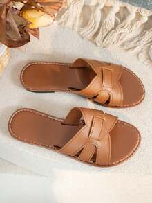 加大码女式露趾舒适平底拖鞋，简约风格休闲凉鞋，适合户外、沙滩、度假、夏季