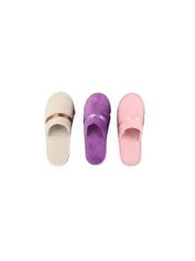 1pair Disposable Coral Fleece Slippers, Comfy Closed Toe Warm Flat Shoes For Women, Suitable For Home Guest Spa Hotel,Spa Slippers, Non Slip Disposable Hotel Slippers,Multi Color Reusable House Slippers, Indoor, Bathroom, Bedroom, Travel Slippers For Women, Men, Unisex(Random Color And Style) Back To School