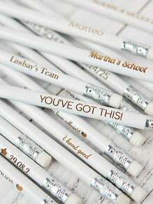 1/5/10/20/50/100 szt. spersonalizowanych grawerowanych ołówków, spersonalizowanych ołówków tekstowych, spersonalizowanych ołówków, upominków ślubnych, spersonalizowanych zmazywalnych ołówków dla dzieci, ołówków do szkicowania z gumką, ołówków wielokrotnego użytku, koloru drewna, białego, vintage, spersonalizowanych, unikatowych, prezentów dla niego, prezentów dla niej, rodziny, przyjaciół, dzieci, studentów, pracowników, klientów, firm/pracy/biura, powrotu do szkoły, artykułów szkolnych, powrotu do szkoły, prezentów do szkoły, do biura, do szkoły, do klasy, prezentów dla nauczycieli, na uniwersytet, dla kolegi, do akademika, dla nauczyciela, dla chłopców i dziewcząt, dla nastolatków, uczniów szkół średnich, uczniów szkół średnich, uczniów szkół średnich, studentów, uniwersytetów Studenci, pierwszoroczniacy, drugoroczniacy, studenci młodszych klas, wielofunkcyjne, ozdobne, wielokrotnego użytku, nowoczesne, kolorowe, urocze, zabytkowe, kreskówkowe, kawaii, niestandardowe, spersonalizowan