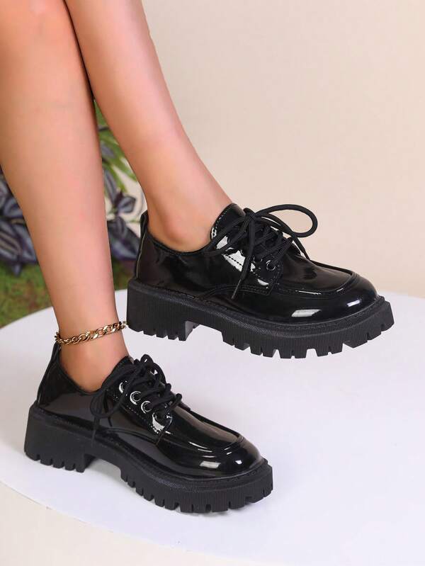 2025 Women's Patent Leather Lace-Up Soft Bottom Casual Loafers, Comfortable British Style Plus Size Flat Thick Sole Oxfords, Black