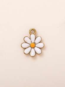 1Pc Summer Casual Style Plant Themed Stainless Steel Pendant, Featuring Sunflower Leaves, Daisy, Cactus, And Four Leaf Clover. Suitable For DIY Necklaces, Bracelets, Earrings, Bag Chains, And Keychains. High Quality, Plated With 18K Gold, Waterproof And Sweat Resistant, Suitable For Daily Use. It Is The Best Gift For Wives, Mothers, And Girlfriends - Gold - View 8