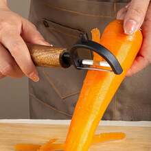 1/2 piezas Pelador de verduras para la cocina, pelador giratorio de acero inoxidable premium con removedor de imperfecciones para cocineros y chefs (Opcional pelador en Y/Pelador en P) - Marrón - Ver 3