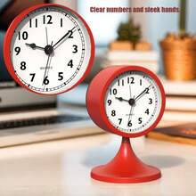 ساعة طاولة معدنية بطراز عتيق، تعمل بصمت، مناسبة لغرفة النوم أو المكتب أو طاولة الليل. وظيفة إنذار لإيقاظ المستخدمين النائمين. عنصر ديكور منزلي أنيق وخيار مثالي لديكور غرفة العودة إلى المدرسة ولوازم الدراسة.