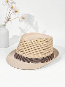 Chapéu de Palha Leve Cáqui Masculino Monopeça. É Respirável no Verão, Trazendo Uma Sensação Refrescante. Esse Chapéu Elegante é Confortável e Leve, e É Um Chapéu de Sol Conveniente e Prático. É Um Chapéu de Sol Versátil, Adequado para a Primavera, Destacando Um Temperamento Elegante. O Chapéu Refrescante Com Material Delicado e Suave à Pele é Um Item Essencial para a Praia.