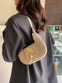 女士独特斜跨包，2024冬季新款韩版时尚新月形休闲别致链条单肩包 - 卡其色 - 查看 5