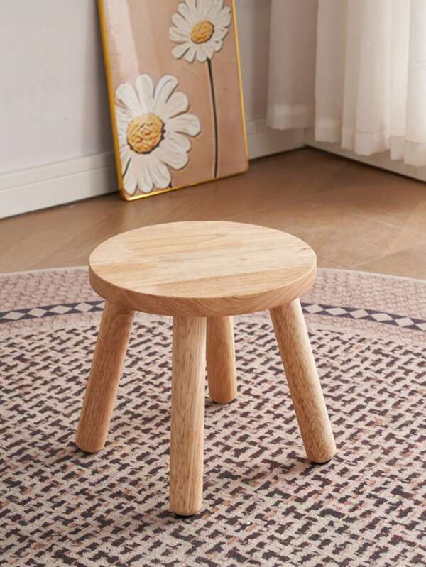 1 pezzo Sgabello rotondo in legno naturale, adatto per soggiorno, camera da letto, bagno, campeggio all'aperto, picnic, pomeriggio del tè, festa del tè, decorazione per soggiorno, camera da letto, ingresso. Design smontabile per un trasporto più facile, campeggio all'aperto. Incluso tappetino antiscivolo per prevenire scivolamenti. Un regalo pratico e decorativo. Realizzato in legno di gomma di qualità. Finitura in olio di cera di legno naturale per l'uso. Dimensioni: 23cm*23cm*23cm