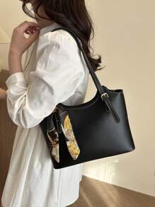 Women Vintage Soft Leather Tote Bag, Large Capacity Personalized Fashion Handbag, Simple Office Commuter Shoulder Bag, Spring 2025